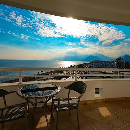 Riviera Hotel 3*