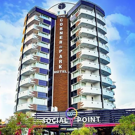 Riviera فندق